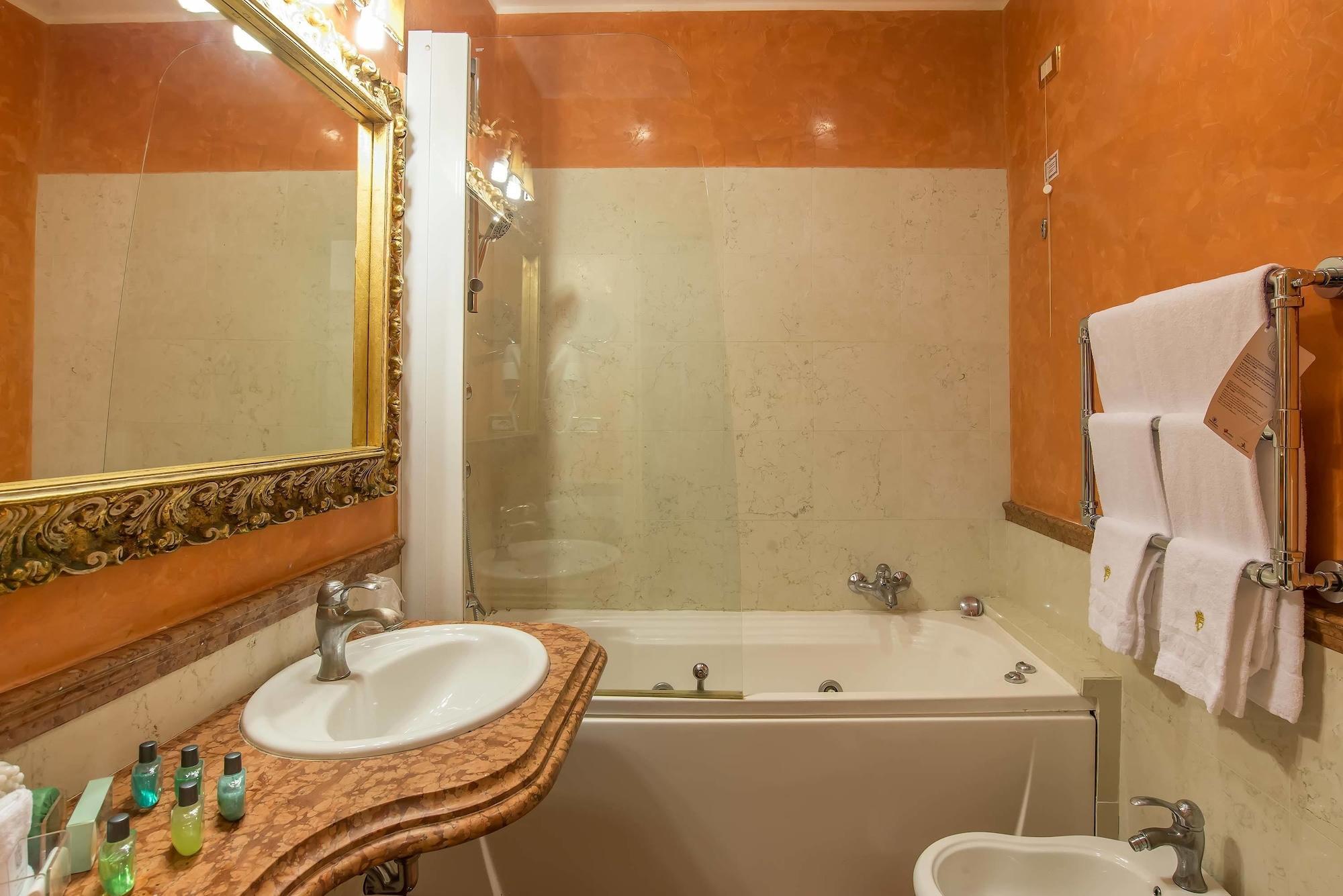 Room Select Via Veneto Rome Luaran gambar